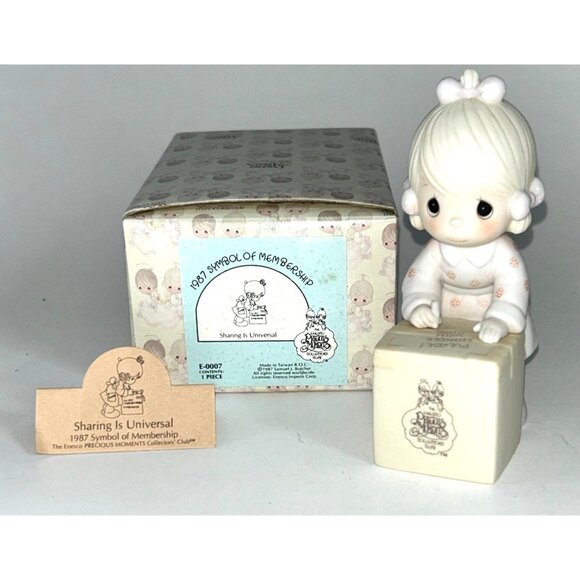 Precious Moments Sharing is Universal 1987 E-0007 Membership Figurine - Picture 1 of 6
